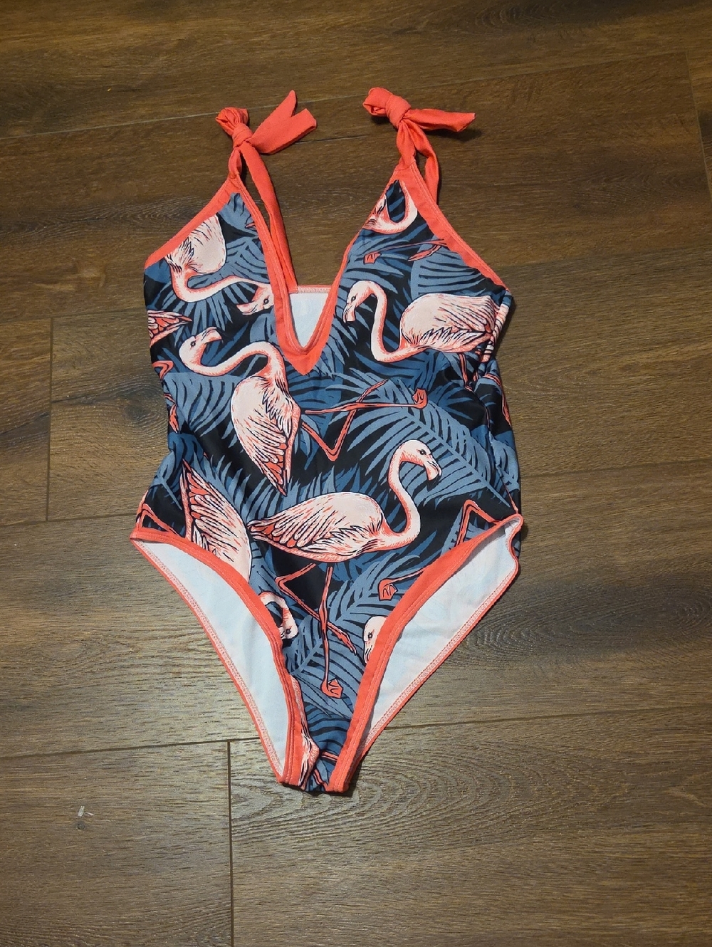 no brand name ladies flamingo Swimsuit Large